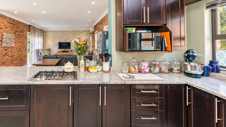 5 Bedroom Property for Sale in Xanadu Nature Estate North West